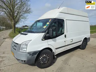 Ford TRANSIT 330M 115 HR 4.27 2.4 tdci/ achterwiel aandrijving/ bj 2008 / airco