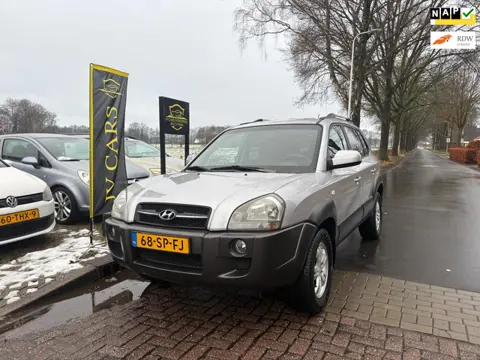 Hyundai Tucson 2.0i Dynamic,AIRCO,CRUISE,DAKRAILS,MISTLAMPEN VOOR,SPORTVELGEN,TREKHAAK