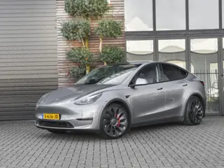 Tesla Model Y Performance AWD 75 kWh Ruim 460Pk, Trekhaak, Panorama, leer, 21 Inch