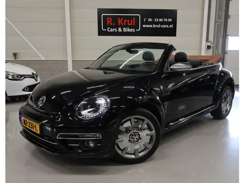 Volkswagen Beetle Cabriolet 1.4 TSI Karmann Automaat Leer/Alcantara Navigatie Trekhaak Xenon LED 2e 