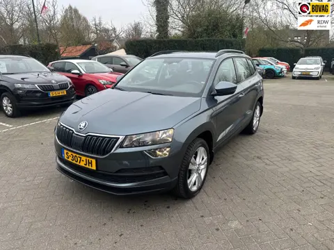 Skoda Karoq 1.0 TSI Style , carplay , pdc , 82.000 km NAP