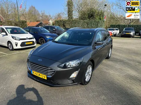 Ford Focus Wagon 1.0 EcoBoost Trend Edition Business , navigatie , pdc voor en achter