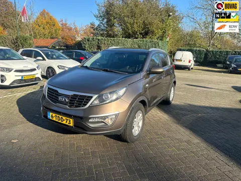 Kia Sportage 1.6 GDI Vibe , navigatie , parkeer camera , 90.000 km NAP