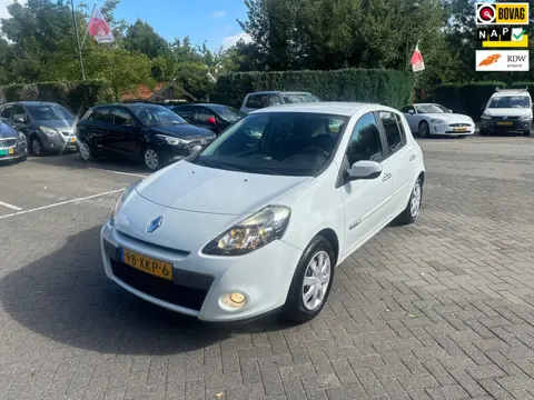Renault Clio 1.2 Authentique 5deurs , airco 113.000 km NAP