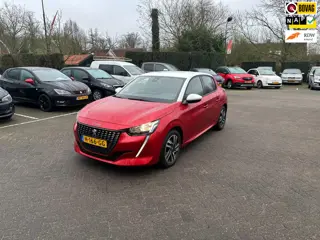 Peugeot 208 1.2 PureTech Blue Lease Allure navigatie , pdc met camera