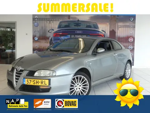 Alfa Romeo GT 2.0 JTS Distinctive Climate Control Lmv Distr. reeds v.v. Prijspakker!! afgeleverd met