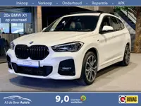 BMW X1 xDrive25e High Executive M-Sport | Panorama | Trekhaak | HUD | Carplay | Metallic