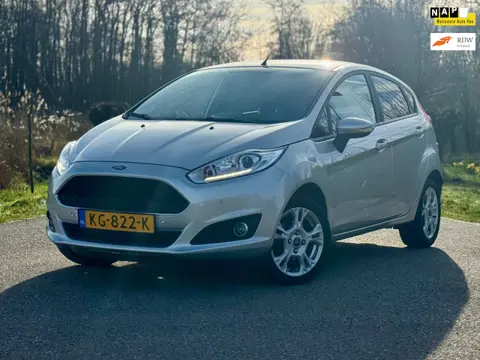 Ford Fiesta 1.0 Style Ultimate Navi Airco Cruise Control PDC Trekhaak LMV NAP Perfect Onderhouden