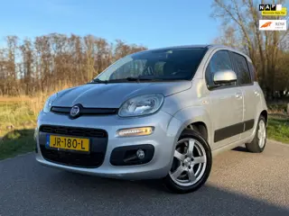 Fiat Panda 0.9 TwinAir Lounge Automaat / 1e Eigenaar / Navi / Clima / 15" Velgen /