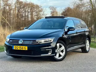 Volkswagen Passat Variant 1.4 TSI GTE Highline Leder Clima Panodak Trekhaak Virtueel Display Stoelve