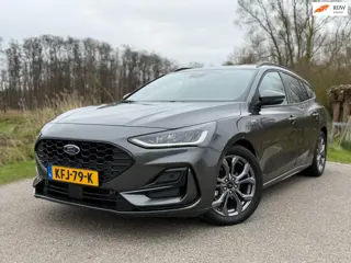 Ford Focus Wagon 1.0 EcoBoost 155 PK Hybrid ST Line Automaat / Camera / Apple CarPlay-Android Auto /
