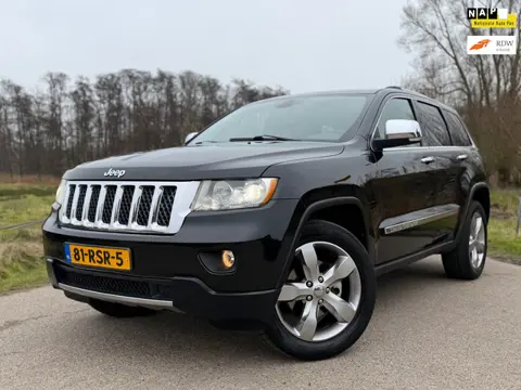 Jeep Grand Cherokee 3.6 Overland /Airco / Navi/Camera/Leder/Panodak/ Elektrische voorstoel / Voor en