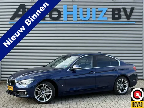 BMW 3-serie 330e Centennial High Executive LED Lederen Sportstoelen 18 Inch