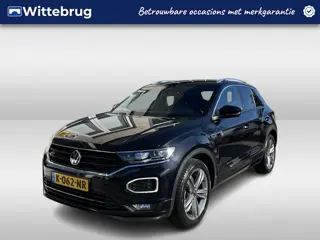 Volkswagen T-Roc 1.5 TSI R-Line / AUTOMAAT/ TREKHAAK/ APP-CONNECT/ DIGITAL DASH/ PARK. SENSOREN/ NAV