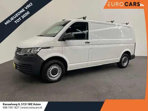 Volkswagen Transporter 2.0 TDI L2H1 110PK Airco Cruise Control Trekhaak Parkeersensoren Apple Carpla
