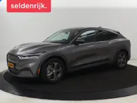 Ford Mustang Mach-E RWD 75 kWh | 40.300km NAP | Trekhaak | Leder |  Stoelverwarming | Adaptive cruis