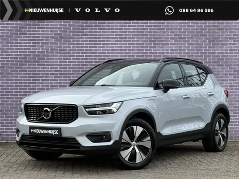 Volvo XC40 1.5 T4 Recharge R-Design Expression | Keyless entry/start | Apple carplay/Android auto | 