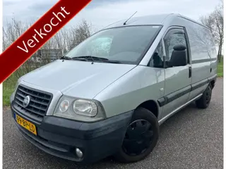 Fiat Scudo 2.0-16V JTD (bj 2004)