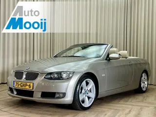 BMW 3 Serie Cabrio 325i High Executive E93 / 3.0L / 6-Cilinder / 218 PK / Automaat / M Sport Leder /