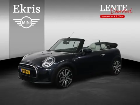 Mini Cabrio 1.5 Cooper Classic | Comfort Access | Achteruitrijcamera | Verwarmde voorstoelen | Head-