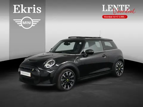 MINI Electric MINI Yours 33 kWh |  Stuurwielrand verwarmd | Warmtepomp | Driving Assistant Plus Pakk