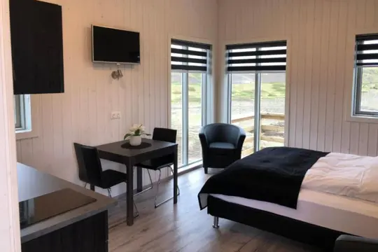 Afternoon Cottages - Hekla