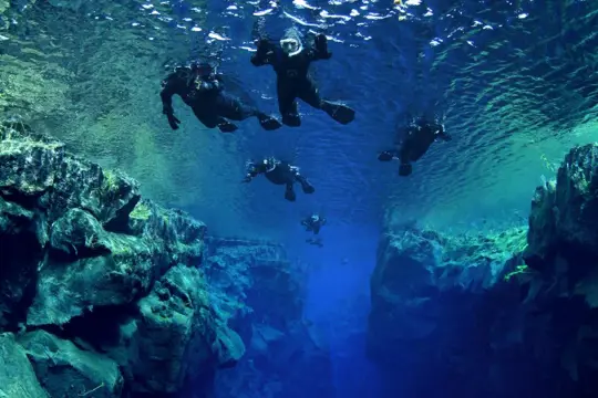 Silfra kloof snorkelen tussen twee continenten incl. vervoer vanuit Reykjavik