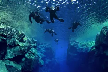 Silfra kloof snorkelen tussen twee continenten incl. vervoer vanuit Reykjavik