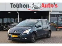Peugeot 5008 1.6 e-HDi Style 5p. Panoramadak, Trekhaak, Automaat, Cruise control, Navigatie, Climate