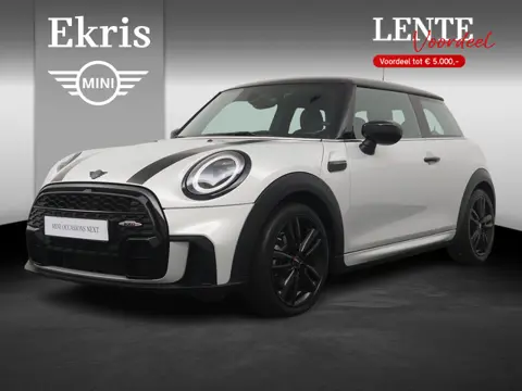 MINI 3-deurs Cooper JCW pakket | Cruise | Achteruitrijcamera | Stoelverwarming | Comforttoegang | Le