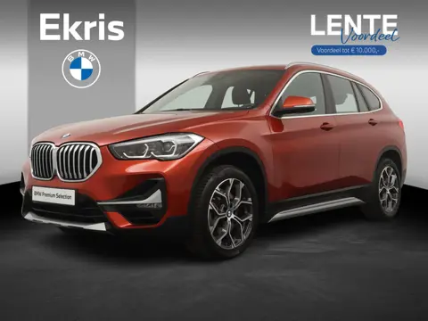 BMW X1 sDrive20i VDL Nedcar Edition | Trekhaak | Stoelverwarming | Head-up Display | Achteruitrijcam