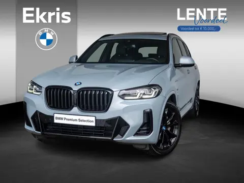 BMW X3 xDrive30e | M Sportpakket | Stuurwielrand verwarmd | Head-Up Display | Comfort Access | Achte