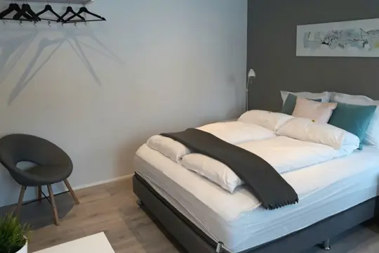 Post-Plaza Guesthouse - Husavik