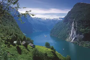 Fjord cruise Geirangerfjord