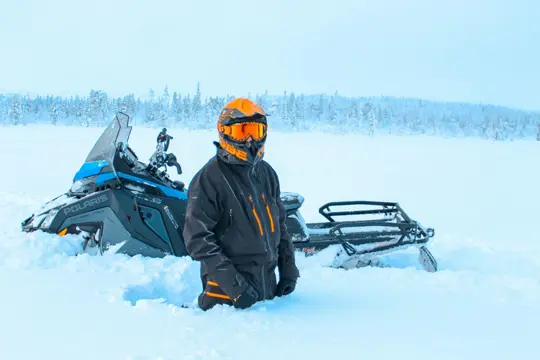 Sneeuwscootersafari Experience 2,5 uur, Villa Fregn