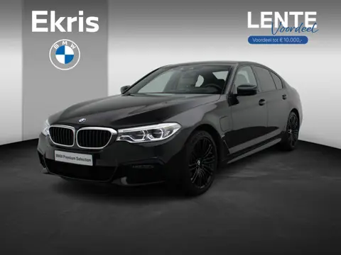 BMW 5 Serie Sedan 530e High Executive | M Sportpakket | Soft Close | Comfort Access | Trekhaak | Sto