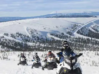 Sneeuwscootersafari Adventure - 2 uur