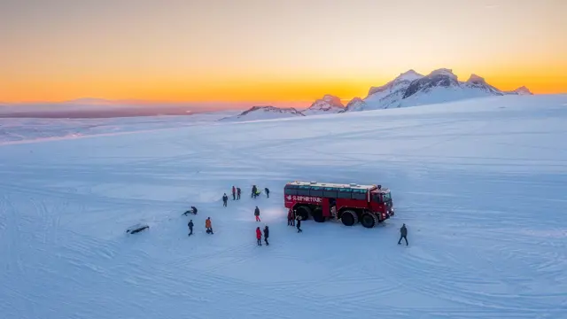 Gletsjer tour per 8x8 monstertruck vanaf Gullfoss