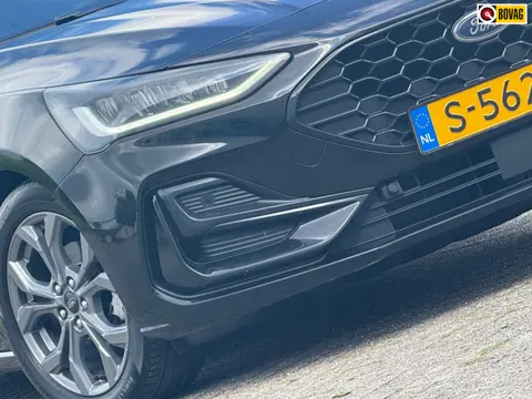 Ford Focus Wagon 1.0 EcoBoost Hybrid ST Line Style Automaat - Agate Black - Winterpakket