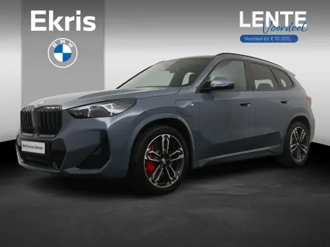 BMW X1 xDrive25e | M-Sportpakket | Driving Assistant Plus | Head-Up | Comfort Access | 19'' | Lentev