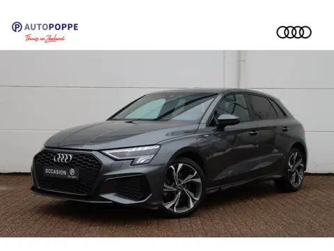 Audi A3 Sportback 40 TFSI e S-Line Edition 204pk S-Tronic | Carplay | Parkassist | ACC | Elektrische