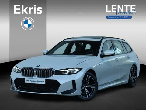 BMW 3-serie Touring 318i M-Sportpakket / Achteruitrijcamera / Trekhaak / Panoramadak / Stoelverwarmi