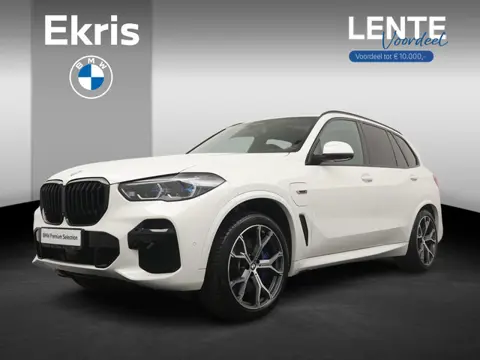 BMW X5 xDrive45e Executive M-Sportpakket | Glazen Panoramadak | Leder | Stoelverwarming voor én acht