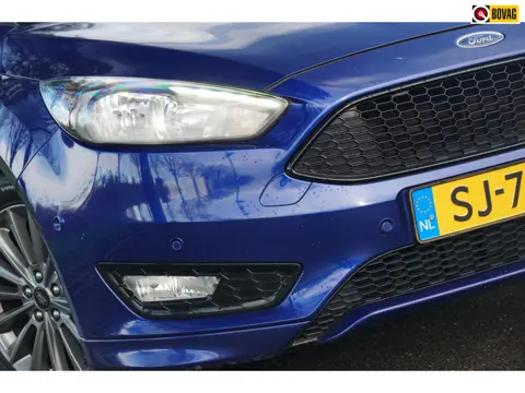 Ford Focus Wagon 1.0 Ecoboost 125pk ST-Line - Deep Impact Blue - Carplay/360 camera/Nav