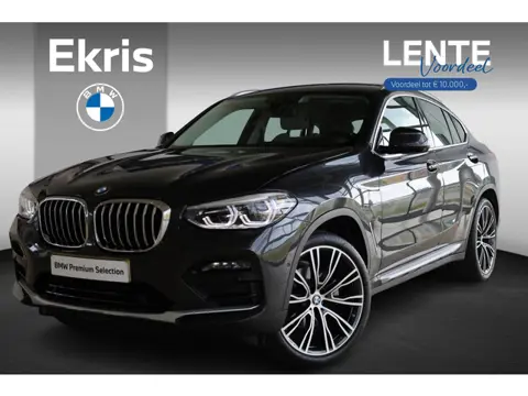 BMW X4 xDrive20i High Executive | xLine | Parking Pack | Comfort Access | Adaptieve LED koplampen | 