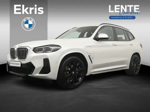 BMW X3 xDrive30e | M-Sportpakket | Panoramadak | HiFi | 19'' | Lentevoordeel