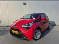 Toyota Aygo 1.0 VVT-i x-play | Apple Carplay/Android Auto