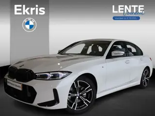 BMW 3 Serie Sedan 320i M-Sportpakket | Achteruitrijcamera | Harman Kardon Audio | Elektr. Trekhaak |
