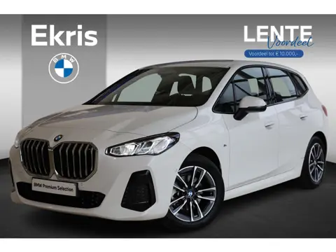 BMW 2 Serie Active Tourer 220i | M Sportpakket | Sportstoelen | Achteruitrijcamera | Lentevoordeel