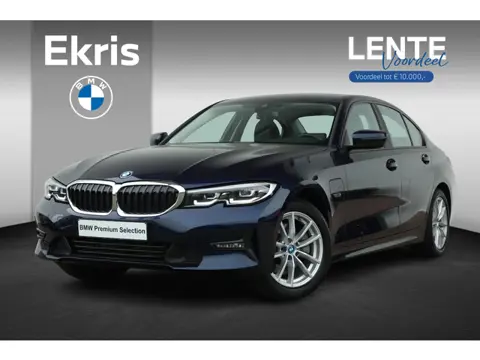 BMW 3-serie 320e Business Edition Plus Achteruitrijcamera/ Cruise Control/ HiFi/ Stoelverwarming/ El